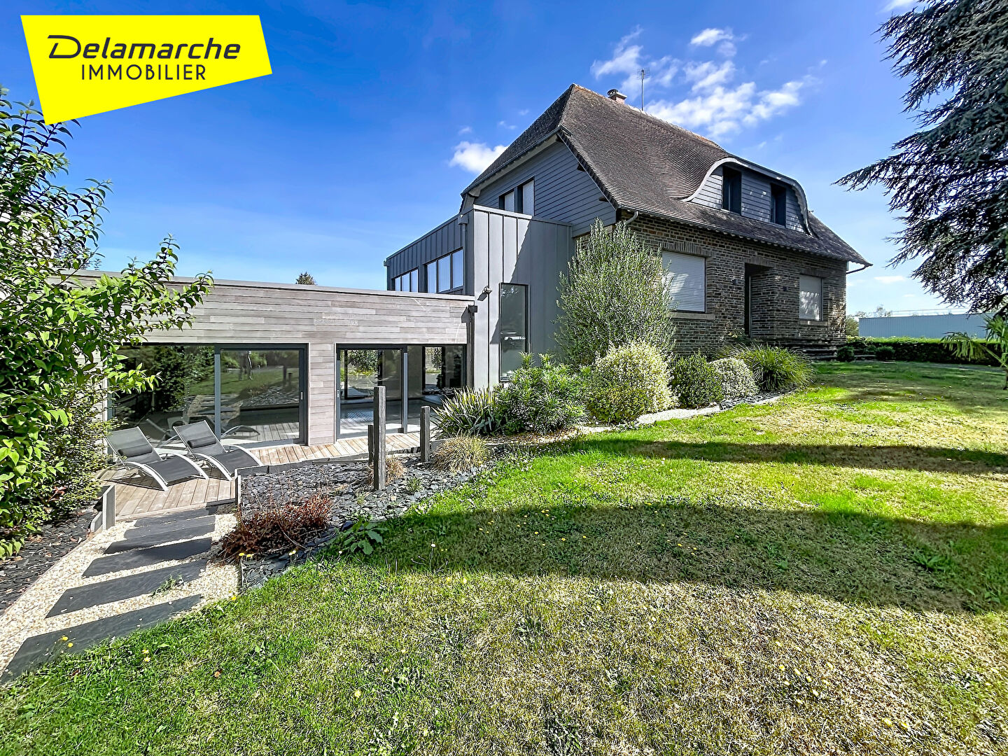 Agence immobilière de 
 Delamarche Immobilier - Delamarche Immobilier - La Haye Pesnel 
