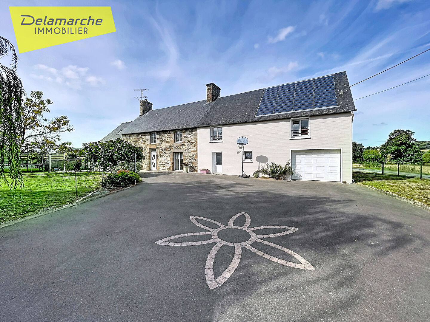 Agence immobilière de 
 Delamarche Immobilier - Delamarche Immobilier - La Haye Pesnel 
