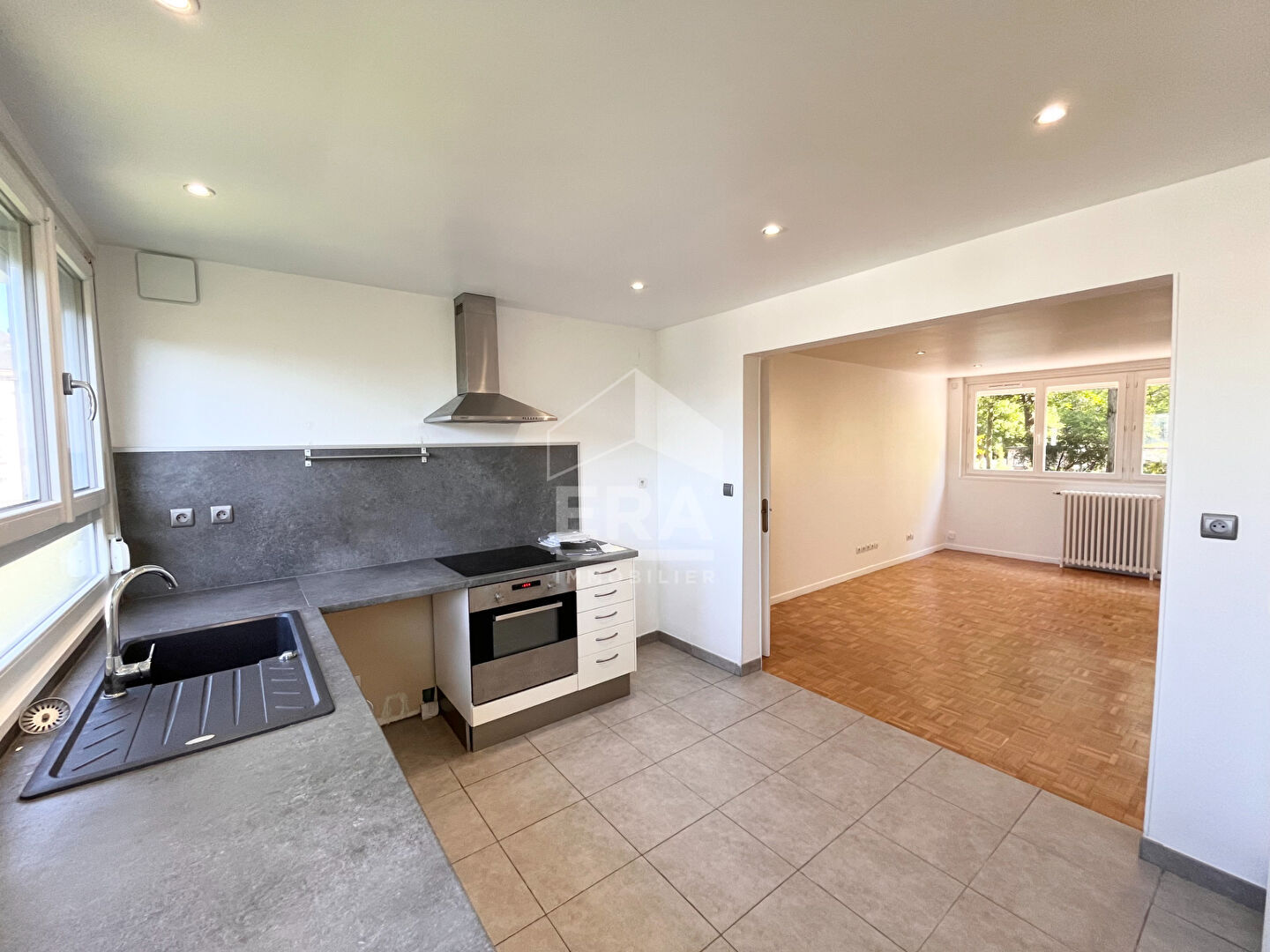 A Louer Joli appartement T2 + bureau secteur Calais Nord