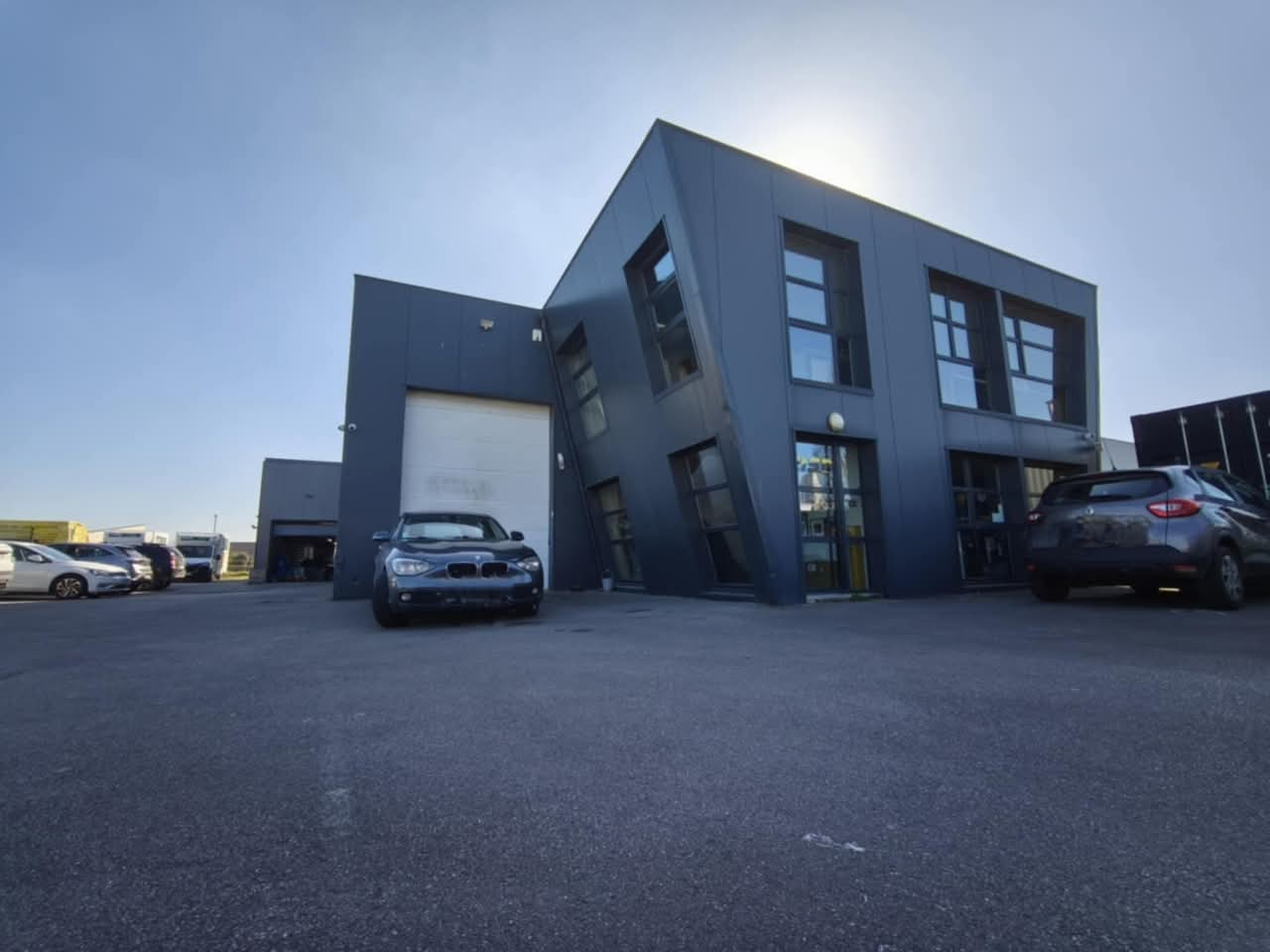 Photo Bureaux Calais 7 pièce(s) 740 m2 image 1/4