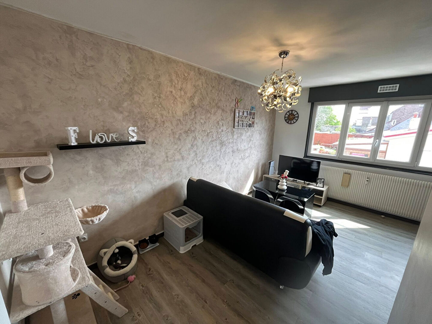 Appartement à Calais de 37 m2, entièrement rénové, vendu loué