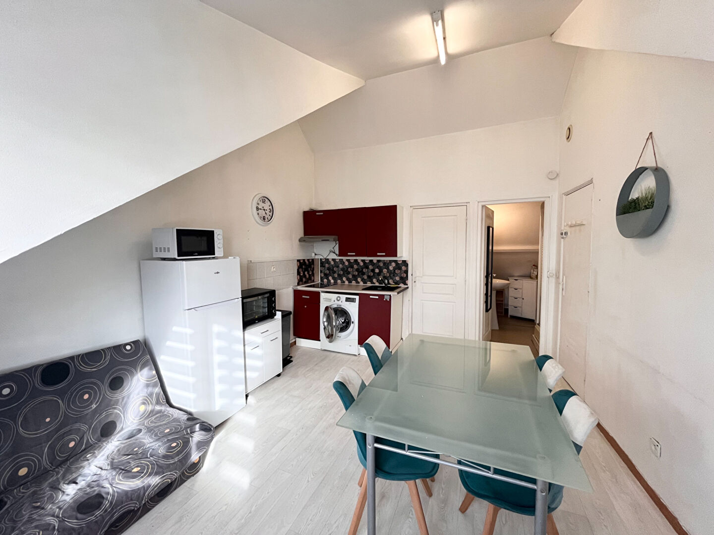 Photo A louer secteur Calais Curie Appartement t2 meublé de 30m2 image 2/3