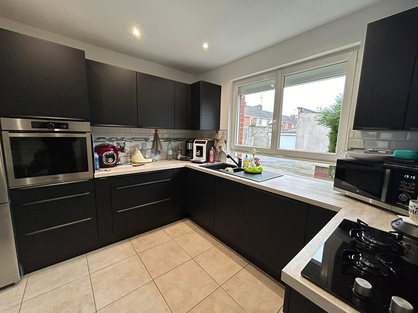 CALAIS secteur Beau Marais jolie maison 3 chambres, jardin, garage