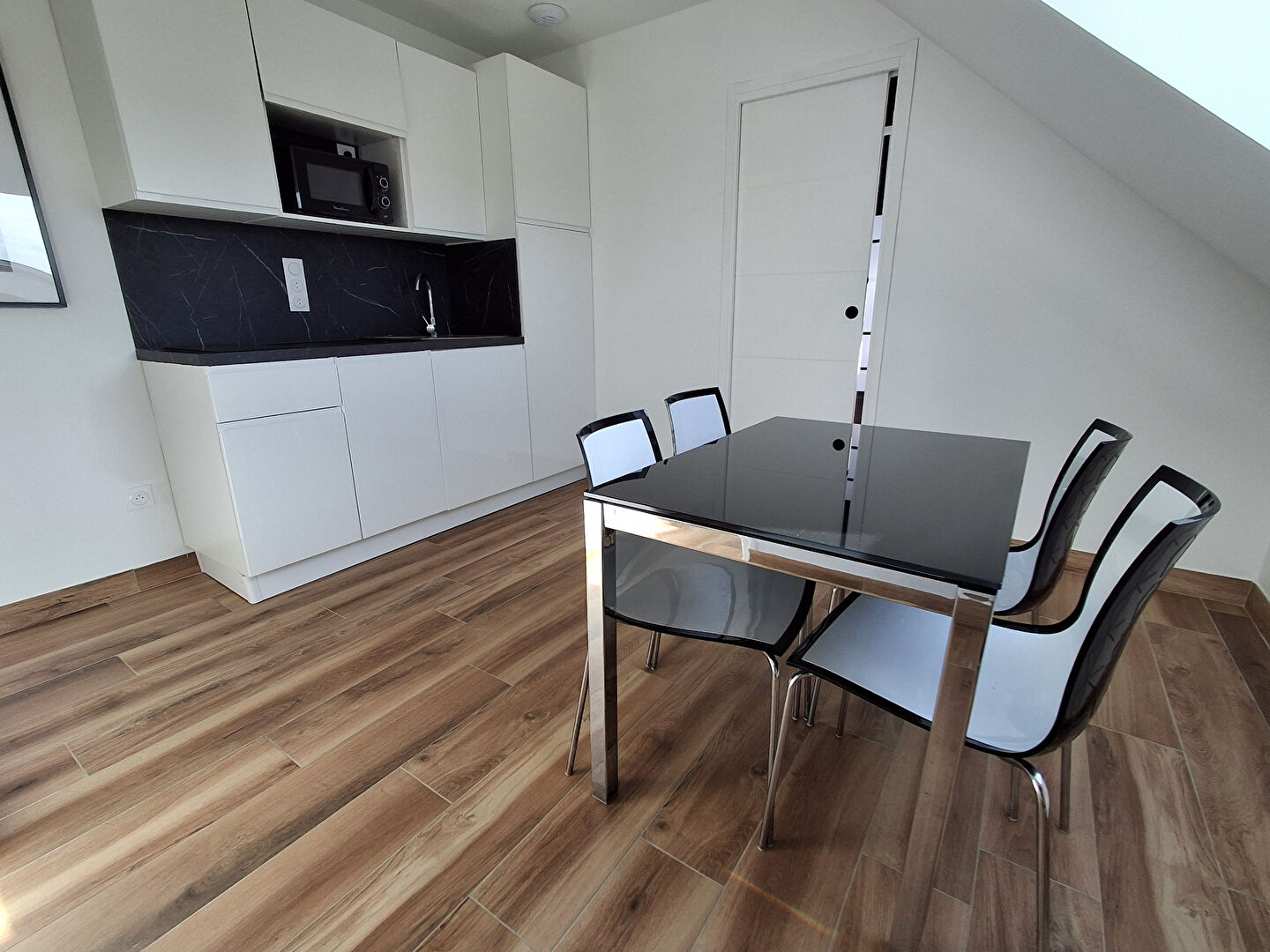 Photo Appartement Saint Nazaire 2 pièces image 2/6