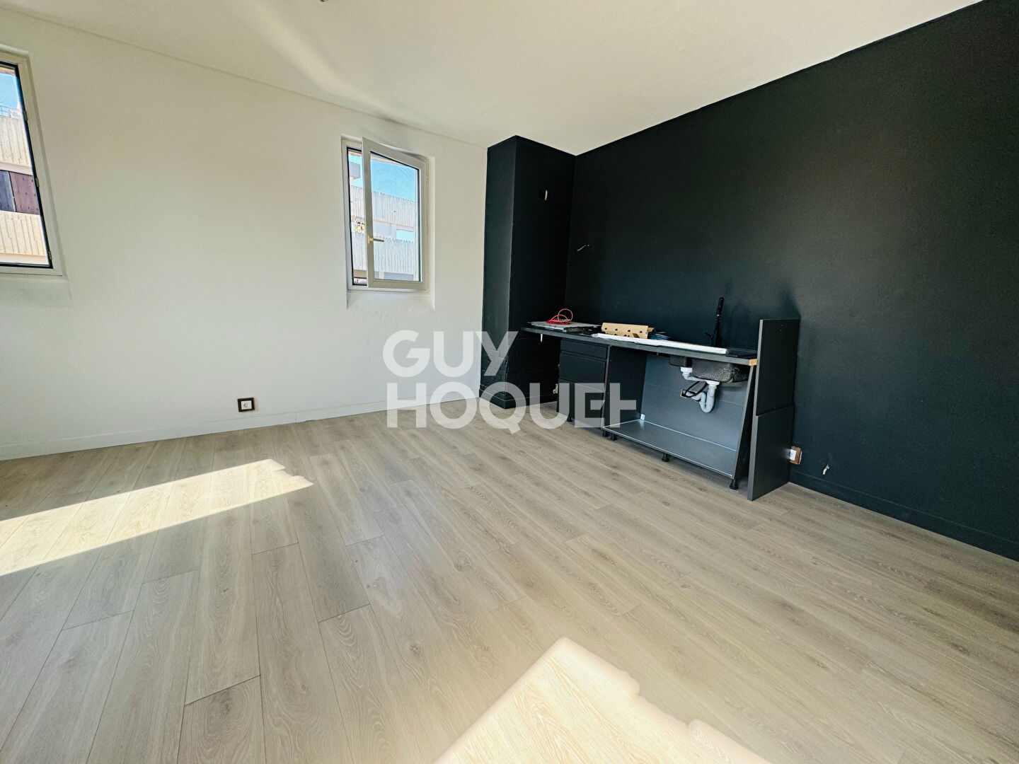 APPARTEMENT T2 REFAIT A NEUF