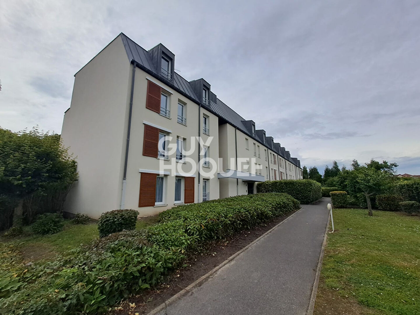 VENTE : Dans résidence sécurisée avec ascenseur appartement T2 (50 m²) à SOISSONS