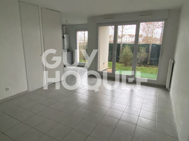 VERT SAINT DENIS : appartement F1 (32 m²) en location
