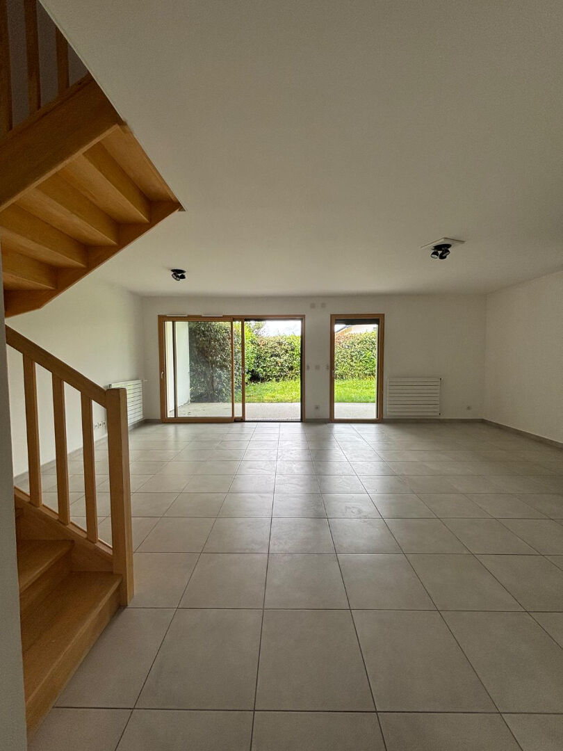 Photo Appartement T5 Messery image 2/6