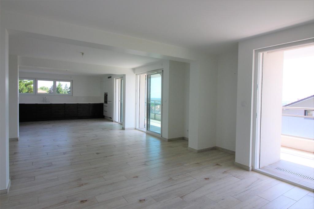 Vente Appartement de 3 pièces 93 m² - DIVONNE LES BAINS 01220 | IMOGROUP St Genis - IMOGROUP photo2