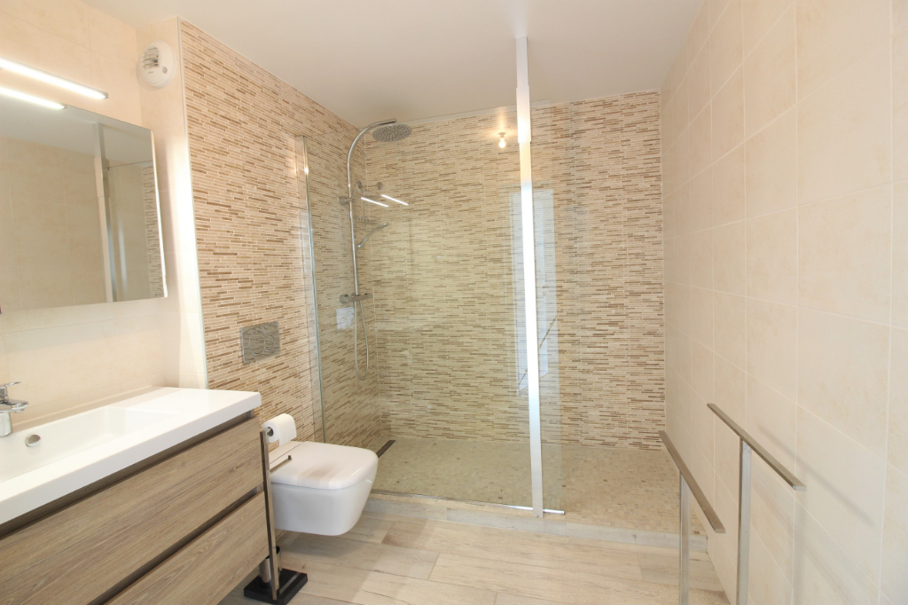 Vente Appartement de 3 pièces 93 m² - DIVONNE LES BAINS 01220 | IMOGROUP St Genis - IMOGROUP photo6