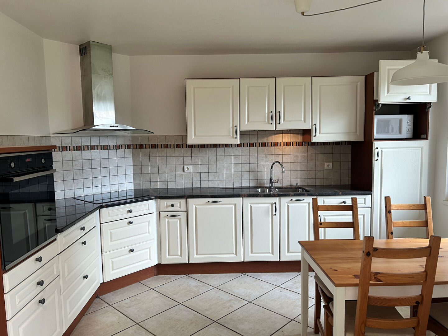 Photo Maison Divonne Les Bains 197.06 m2 avec jardin image 3/6