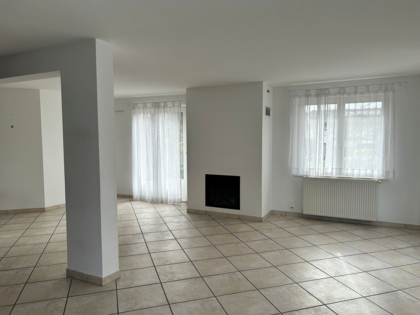 Photo Maison Divonne Les Bains 197.06 m2 avec jardin image 6/6