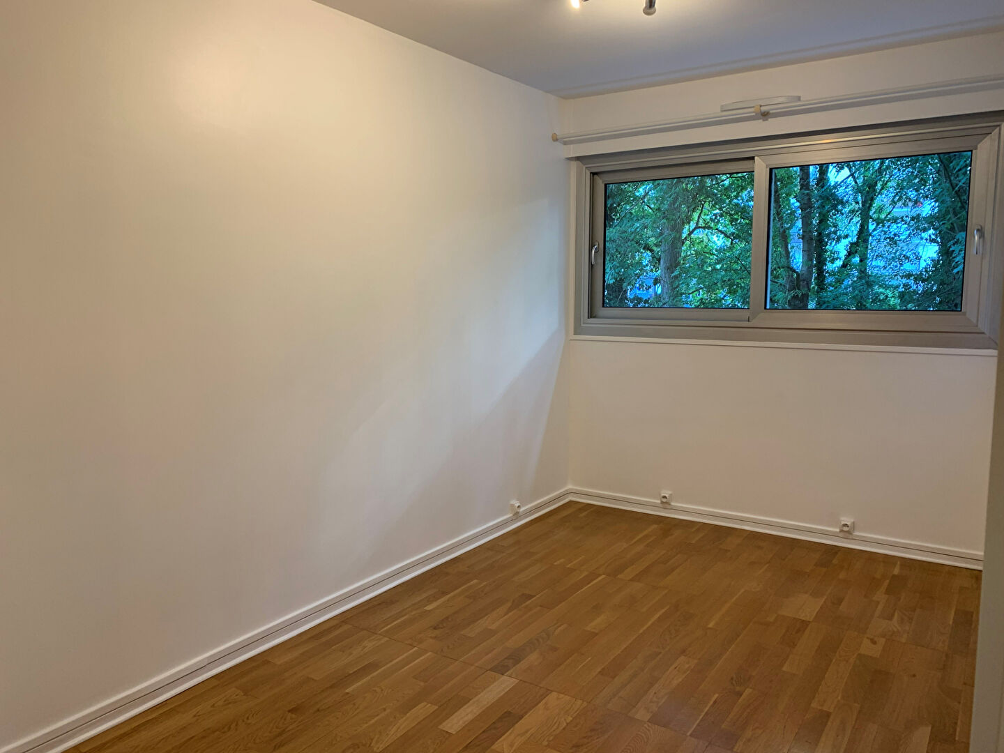 Photo Appartement Ferney Voltaire 4 pièce(s) 85.12 m2 image 5/6