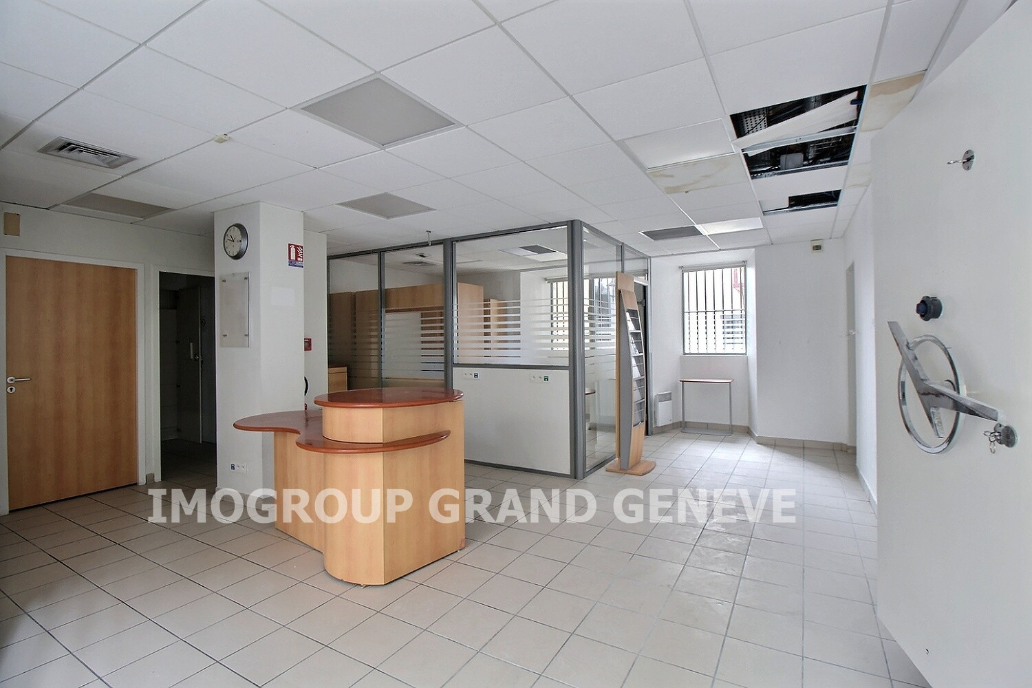 Photo Murs commerciaux Bonneville 116 m² image 2/4