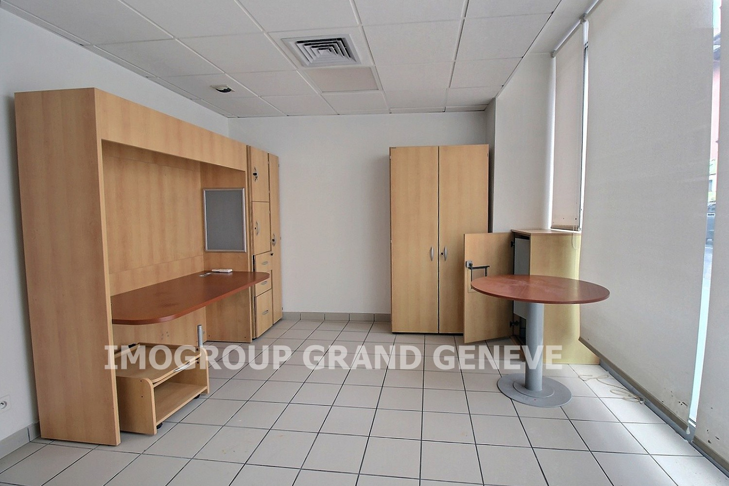 Photo Murs commerciaux Bonneville 116 m² image 3/4