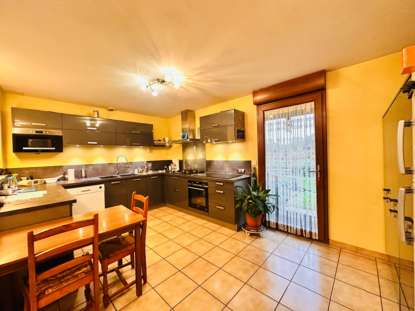 Photo Maison Douvaine 6 pièces de 129 m²  ! image 2/6