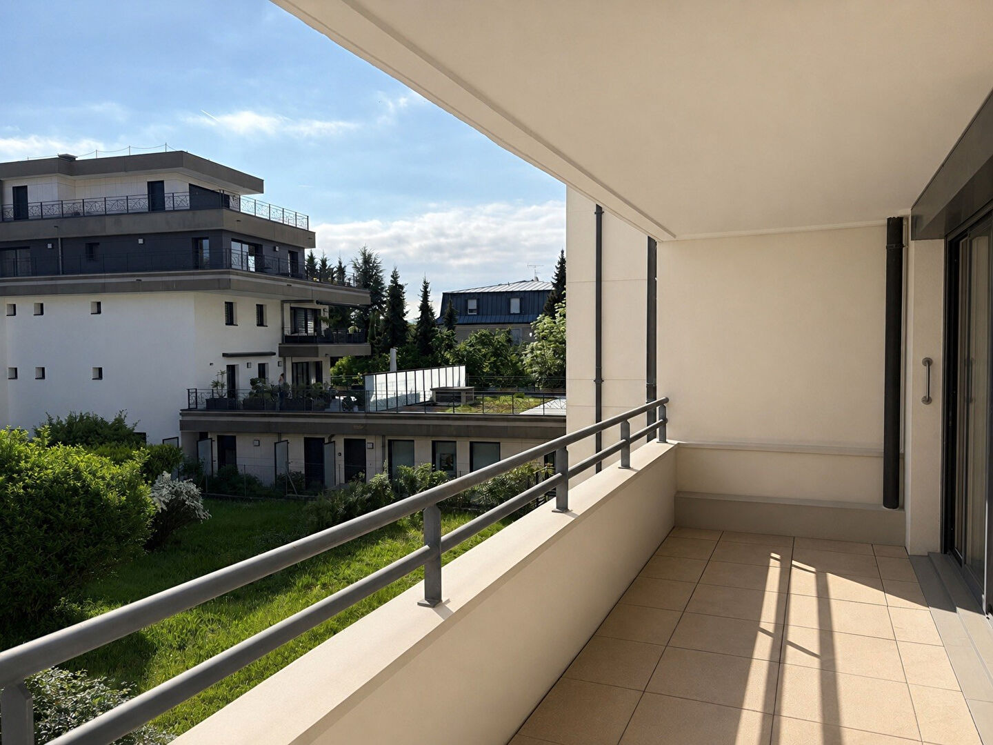 Vente Appartement de 3 pièces 87 m² - DIVONNE LES BAINS 01220 | IMOGROUP St Genis - IMOGROUP photo2