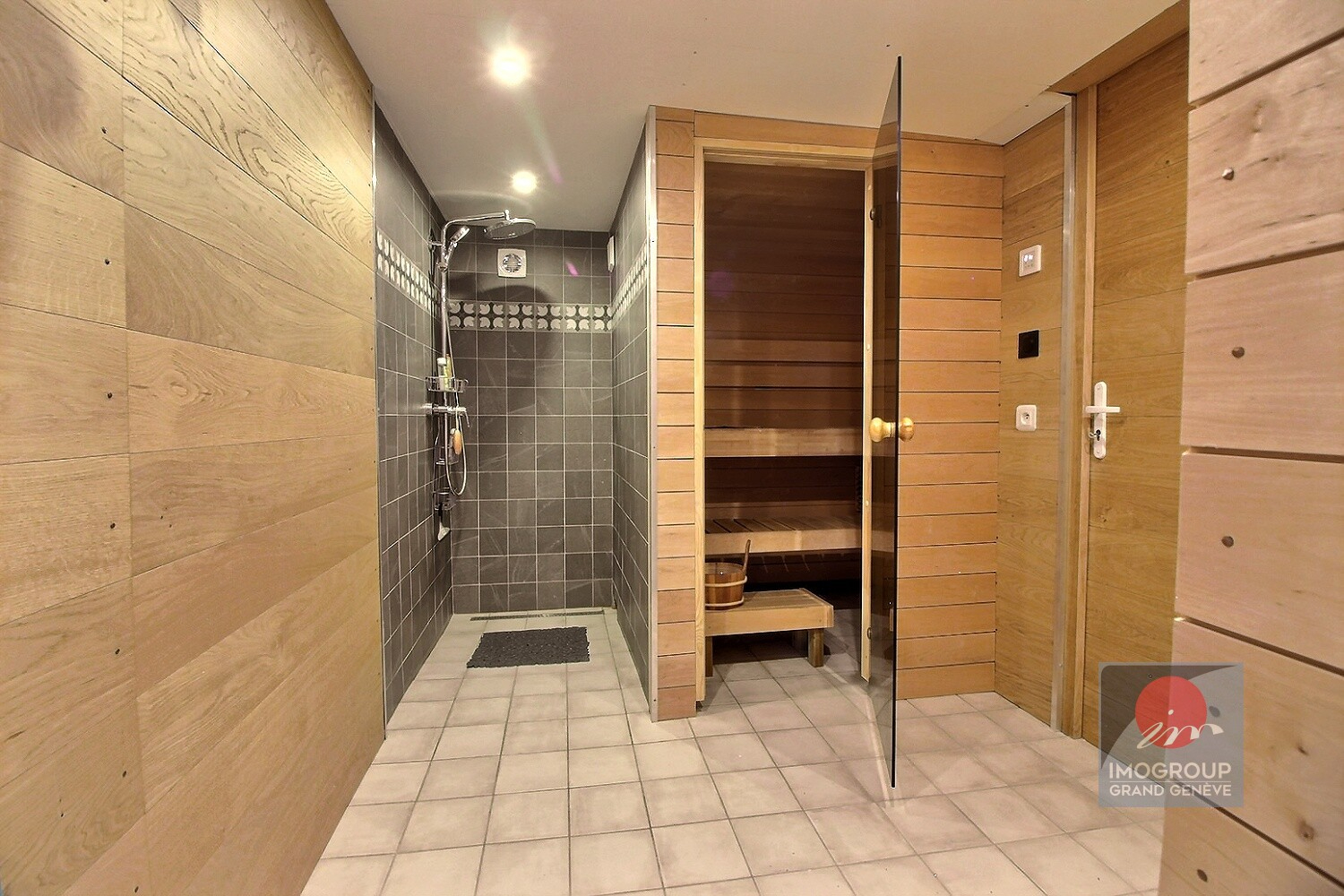 Photo CHENS SUR LEMAN - Maison ECOLOGIQUE de 148 m² avec piscine chauffée image 6/6
