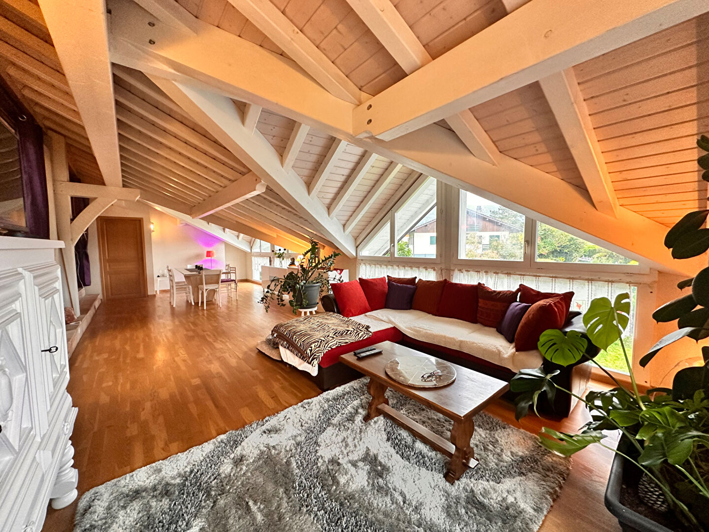 Photo Chalet Perrignier 5 pièce(s) 115 m2 avec ses dépendances ! image 2/6