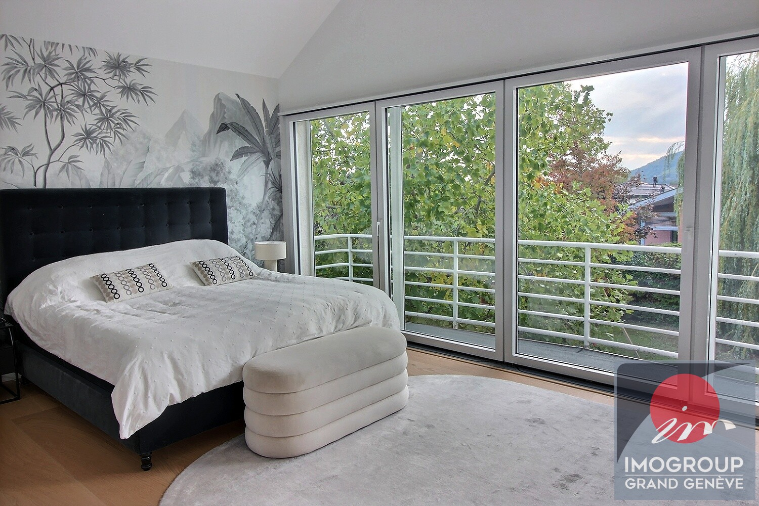 Photo Maison D'architecte Divonne Les Bains 7 pièce(s) - 230 m² de confort et d'élégance image 5/6