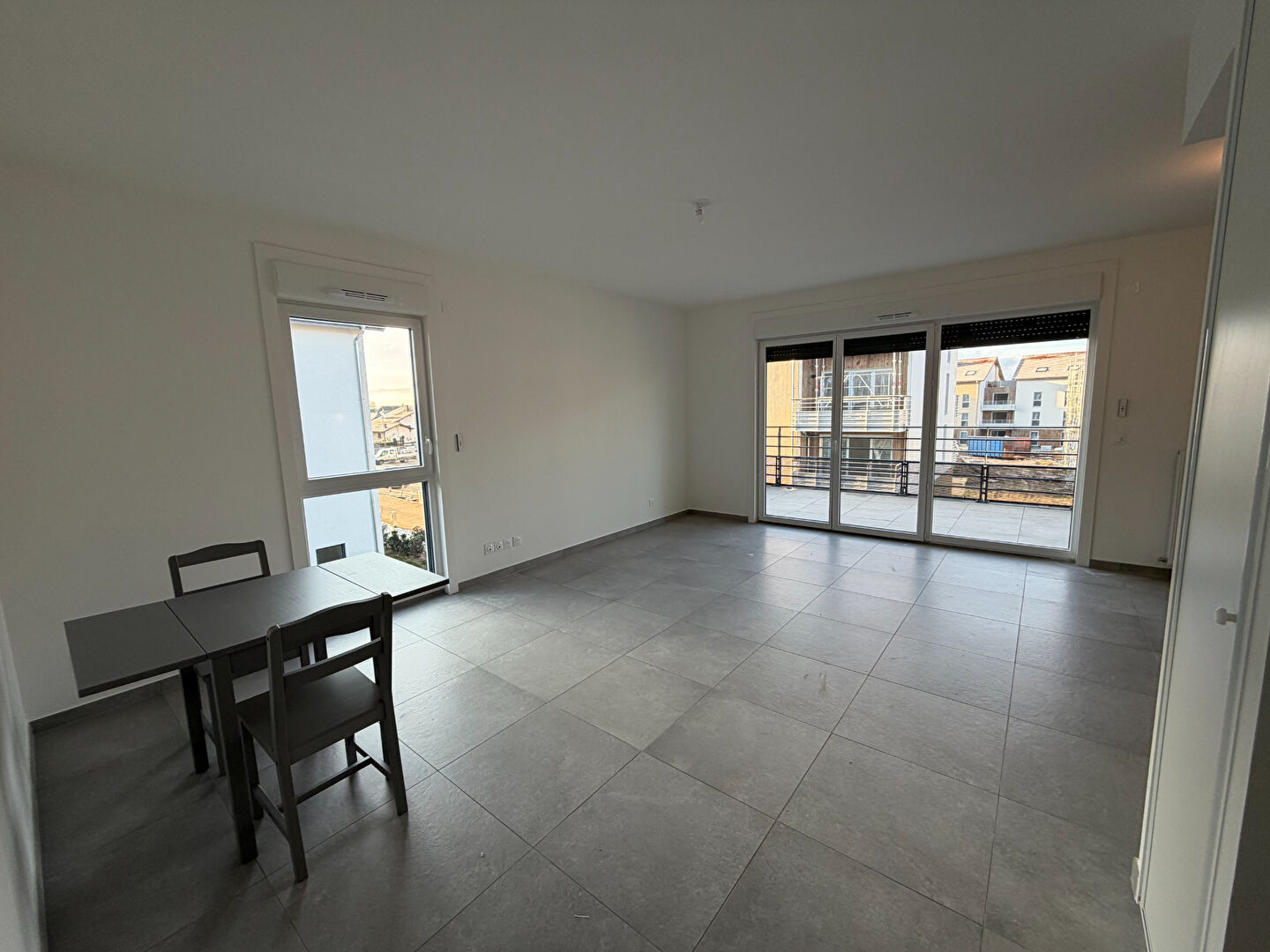 Photo T2 ORNEX 53 m2 avec garage image 4/6