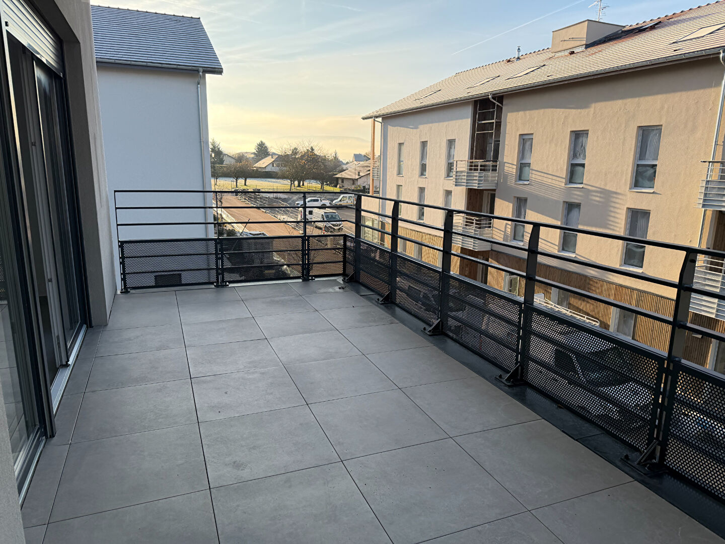 Photo T2 ORNEX 53 m2 avec garage image 6/6