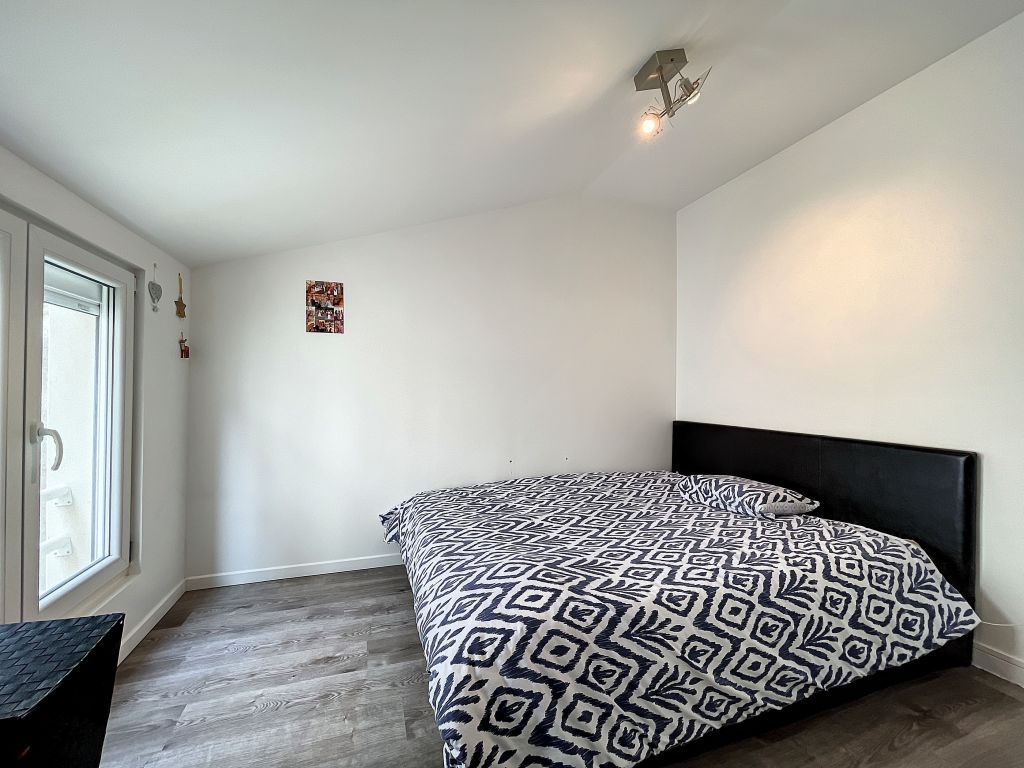 Photo A VENDRE - SECTEUR RUE DE CERNAY - DUPLEX DE TYPE 3 image 4/6