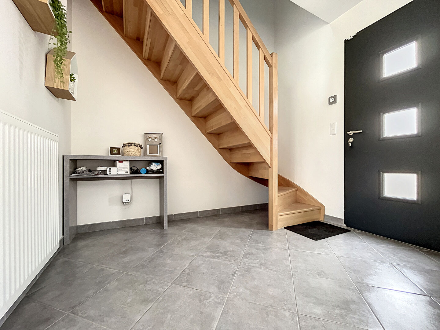 Photo À VENDRE - MOURMELON-LE-GRAND- MAISON TYPE 6 - CONSTRUCTION RÉCENTE image 2/6