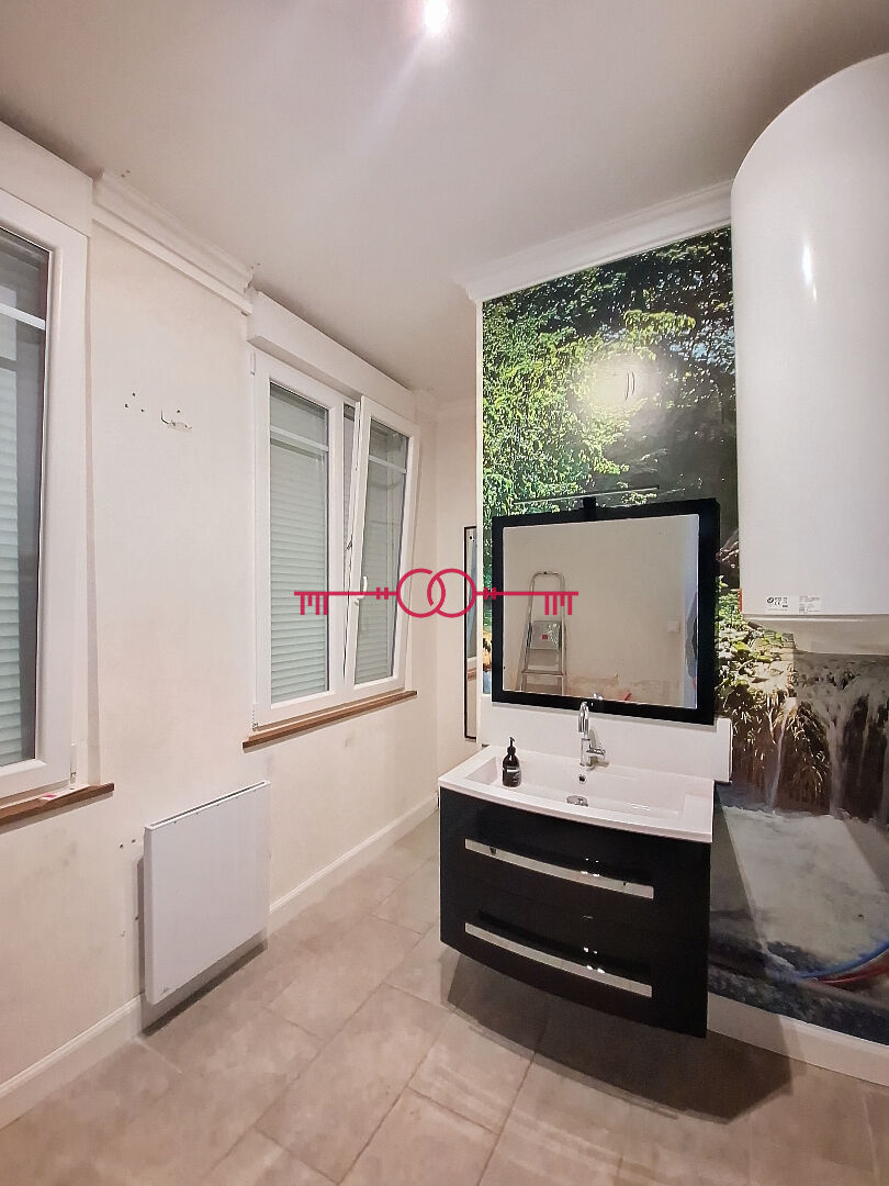 Photo Maison Suippes 6 pièce(s) 173m2 4 Chambres image 6/6