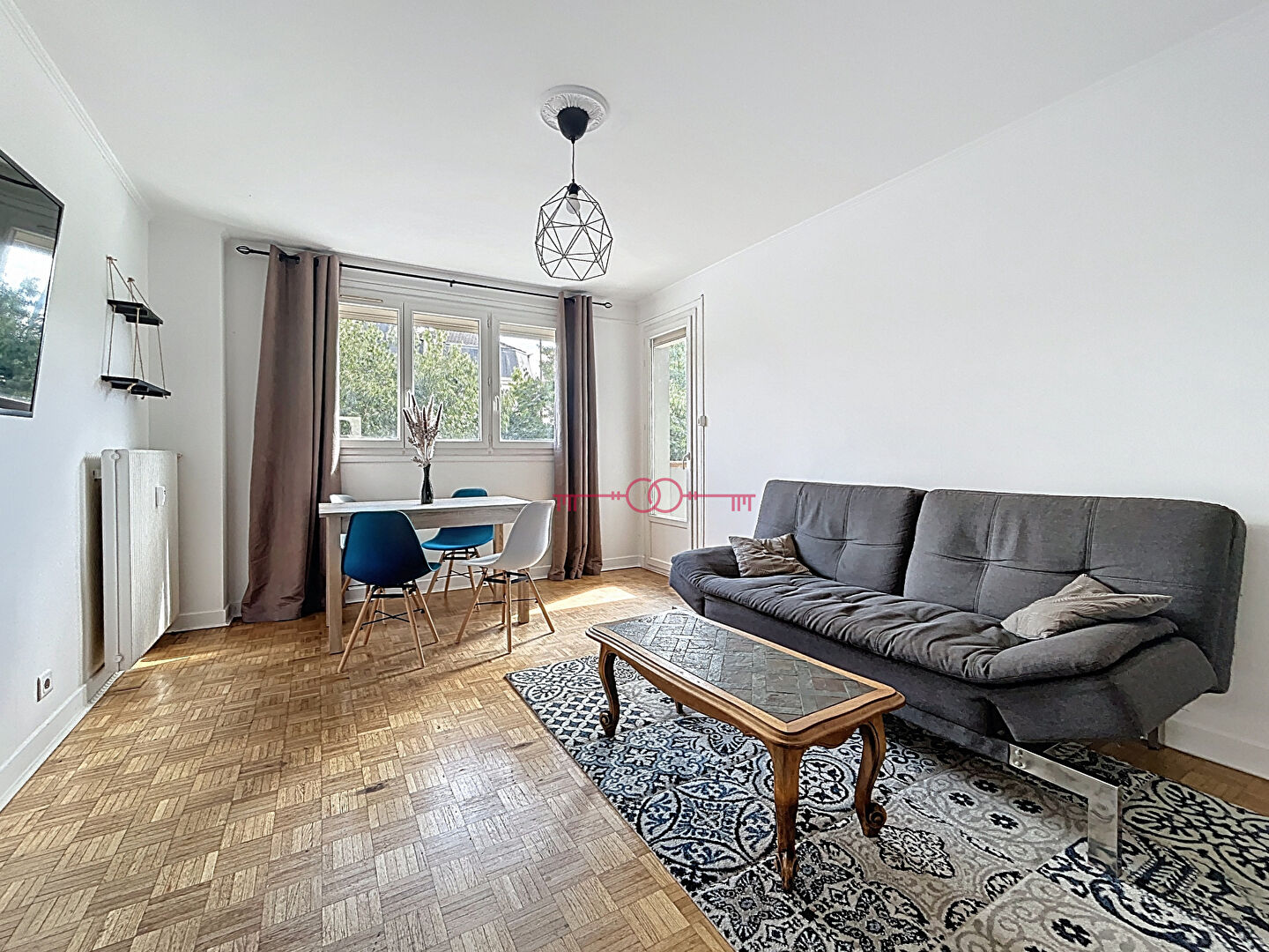 Photo EN EXCLUSIVITÉ - APPARTEMENT DE TYPE 3 AVEC BALCON - À REIMS image 3/6