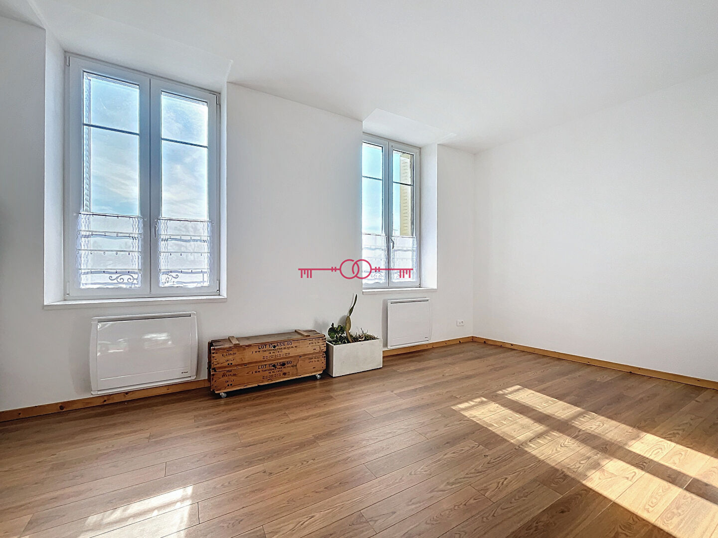 Photo Secteur Witry-lès-Reims, immeuble avec appartements et local commercial image 5/6