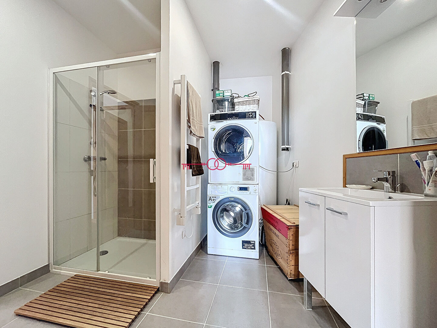 Photo Secteur Witry-lès-Reims, immeuble avec appartements et local commercial image 6/6