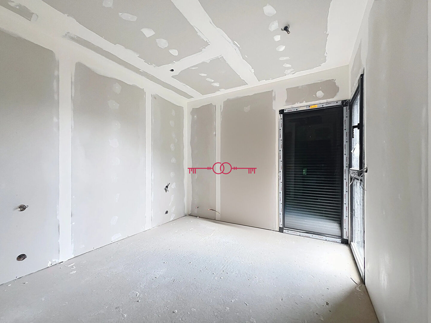 Photo Saint Thierry  - Maison à terminer image 4/6