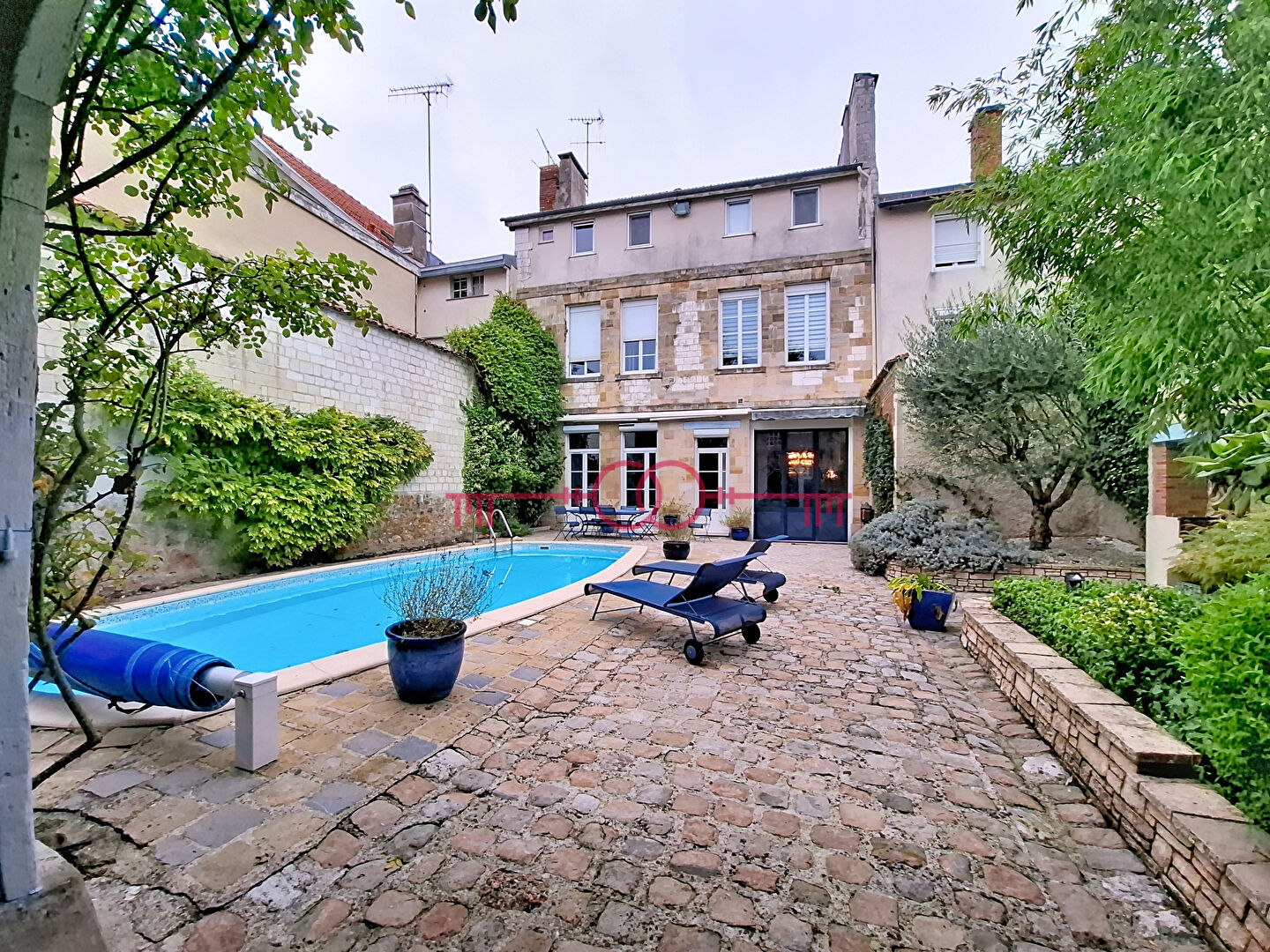 Agence immobilière de LES CLEFS DE L'IMMOBILIER CHALONS