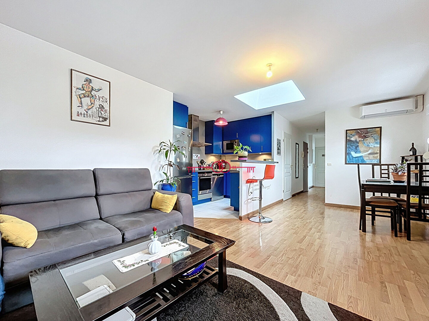 À Reims Courlancy / Martin Peller - Appartement 3 pièces et dernier étage avec ascenseur