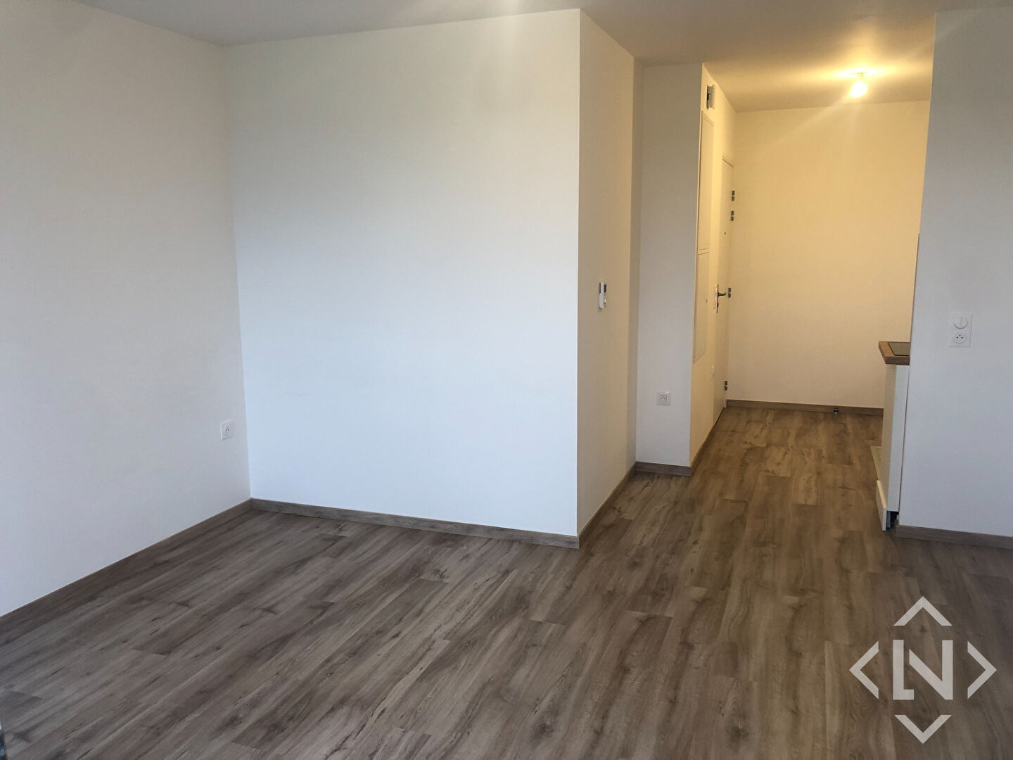 Photo A LOUER A FLEURY SUR ORNE APPARTEMENT F2 RECENT TERRASSE image 3/6