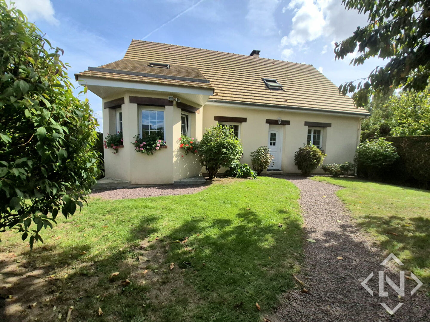 Maison Mouen 6 pièce(s) 133 m2