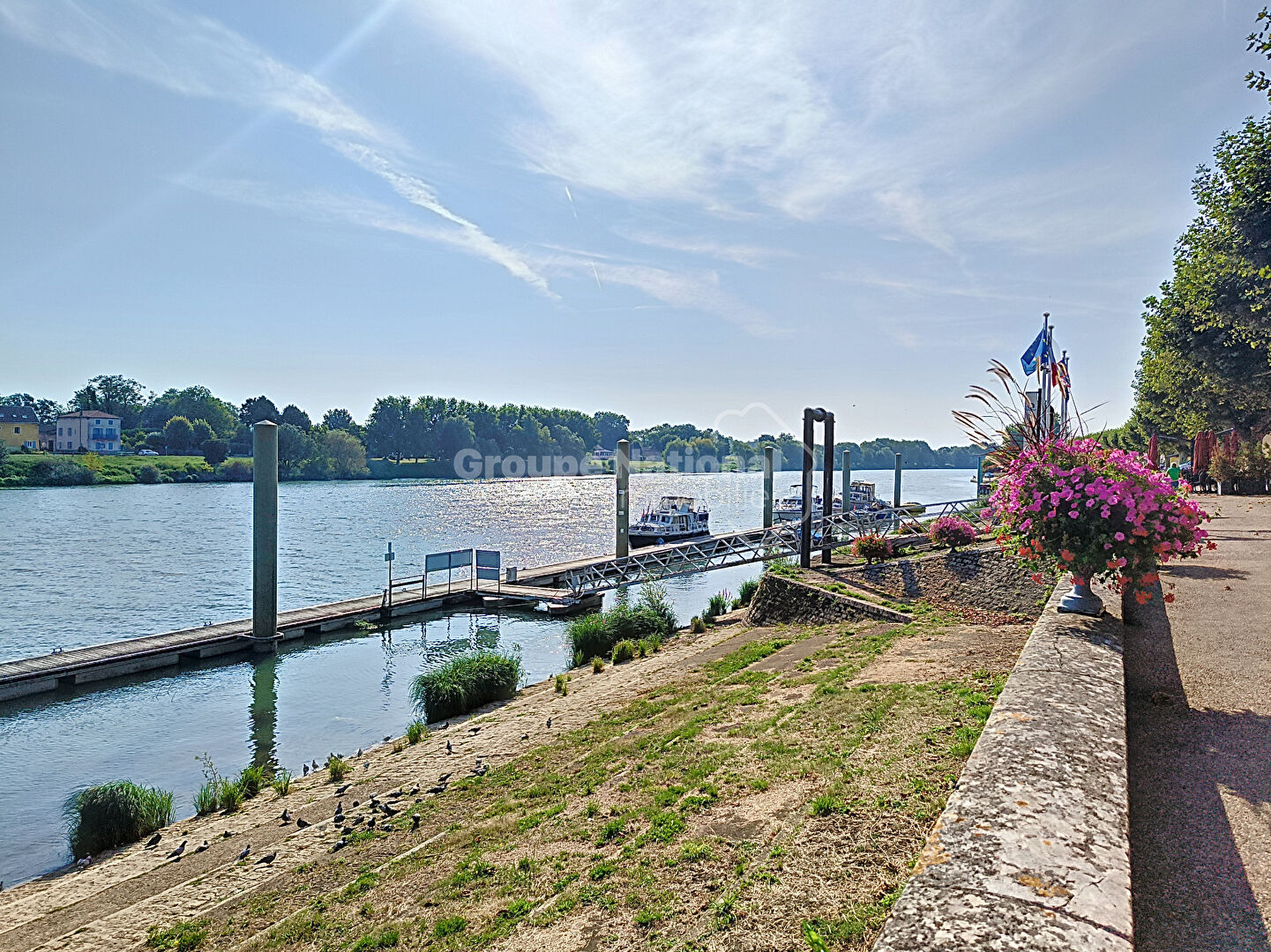 Agence immobilière de L, V IMMO Macon