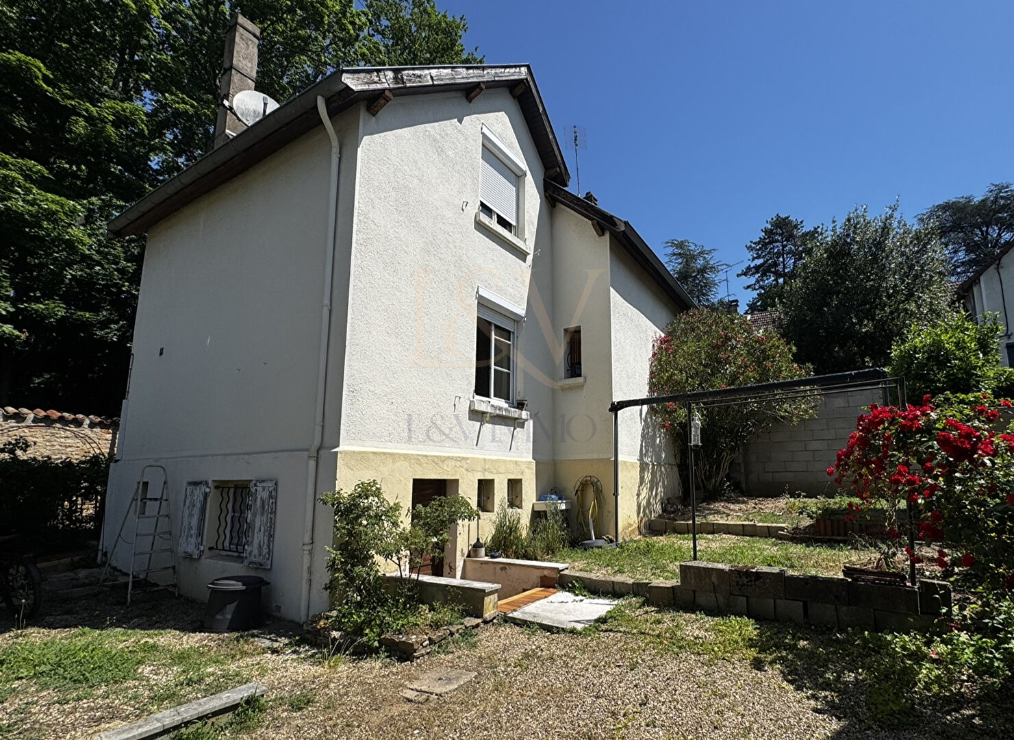 Agence immobilière de L, V IMMO Macon