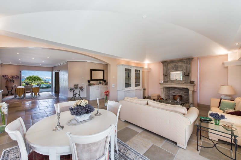 Photo PROPRIETE de 750m² à MESSERY  - Vue lac image 5/6