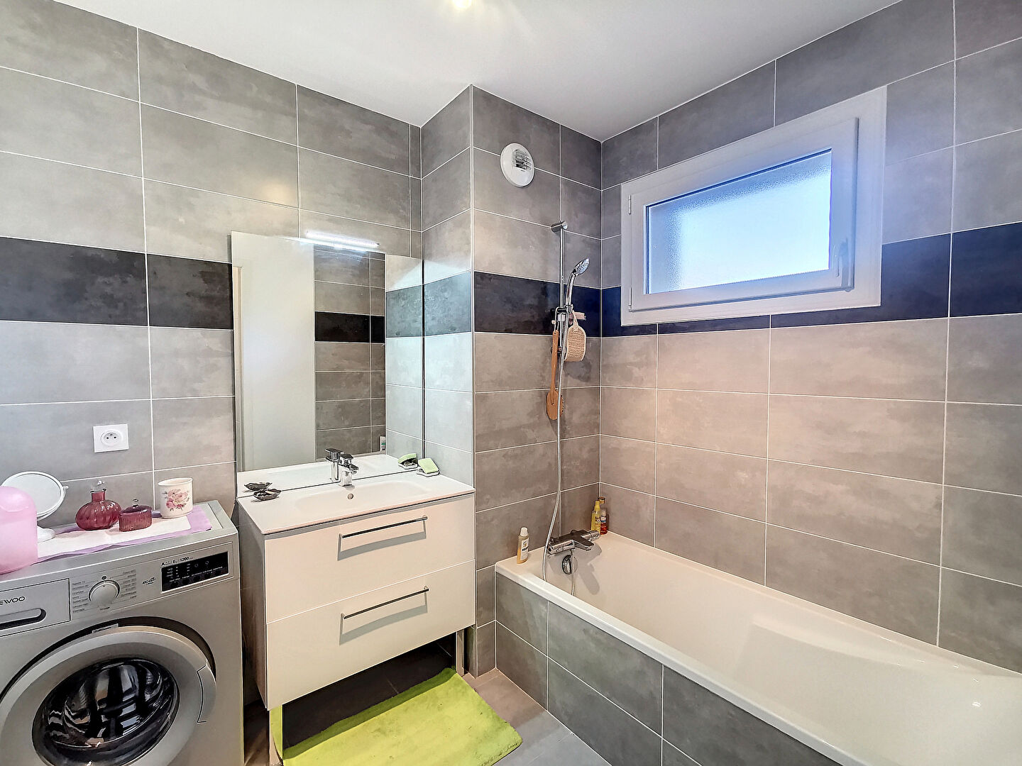 Photo Appartement T3 avec Vue  Lac EVIAN image 6/6