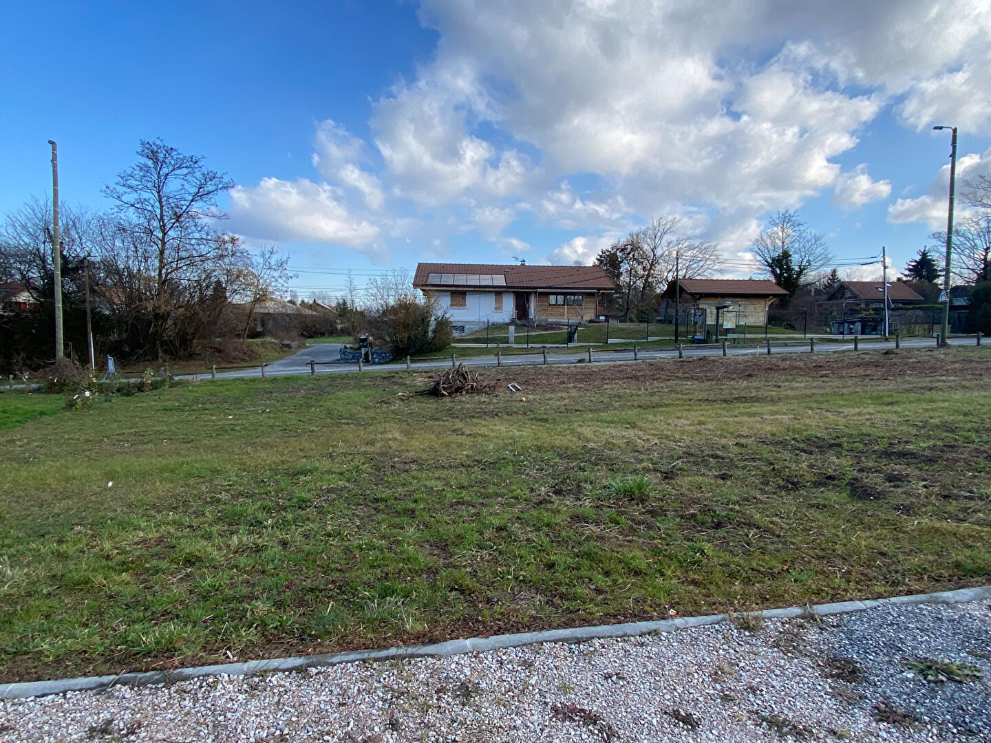 Terrain Sur Corzent (Thonon) 485 m2.