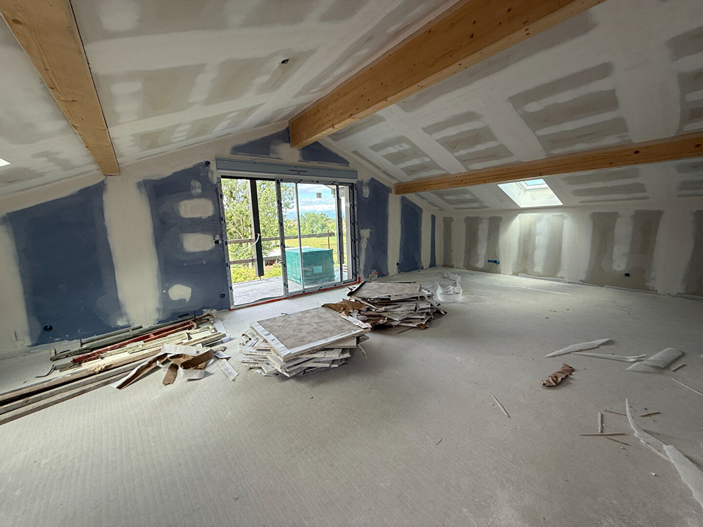 Photo BRENTHONNE - Appartement T5 duplex - 116.87m² image 2/6