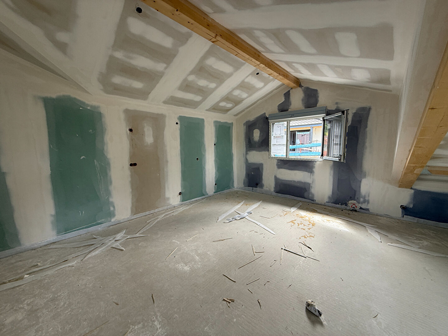 Photo BRENTHONNE - Appartement T5 duplex - 116.87m² image 4/6