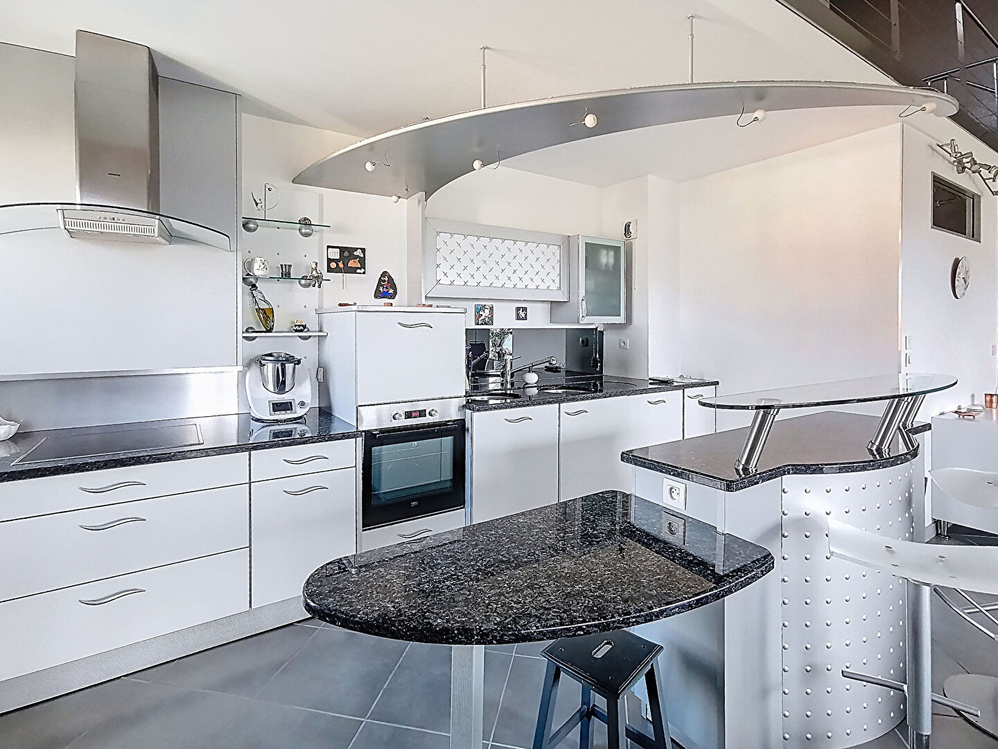 Photo Appartement  4 pièces 130m2 image 5/6