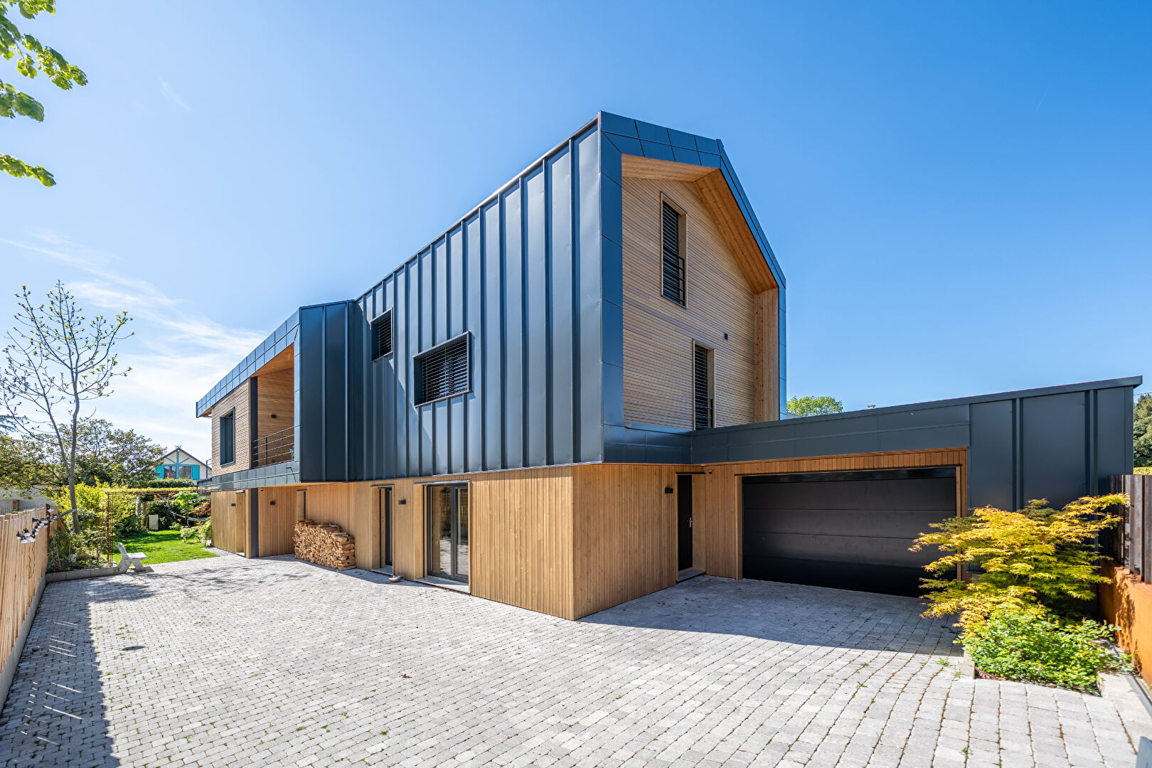 THONON LES BAINS - Villa 9 pièces - 220 m2