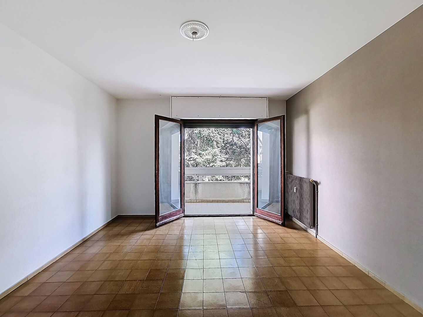 Photo THONON LES BAINS - Appartement 2 pièces - 50 m2 image 1/6