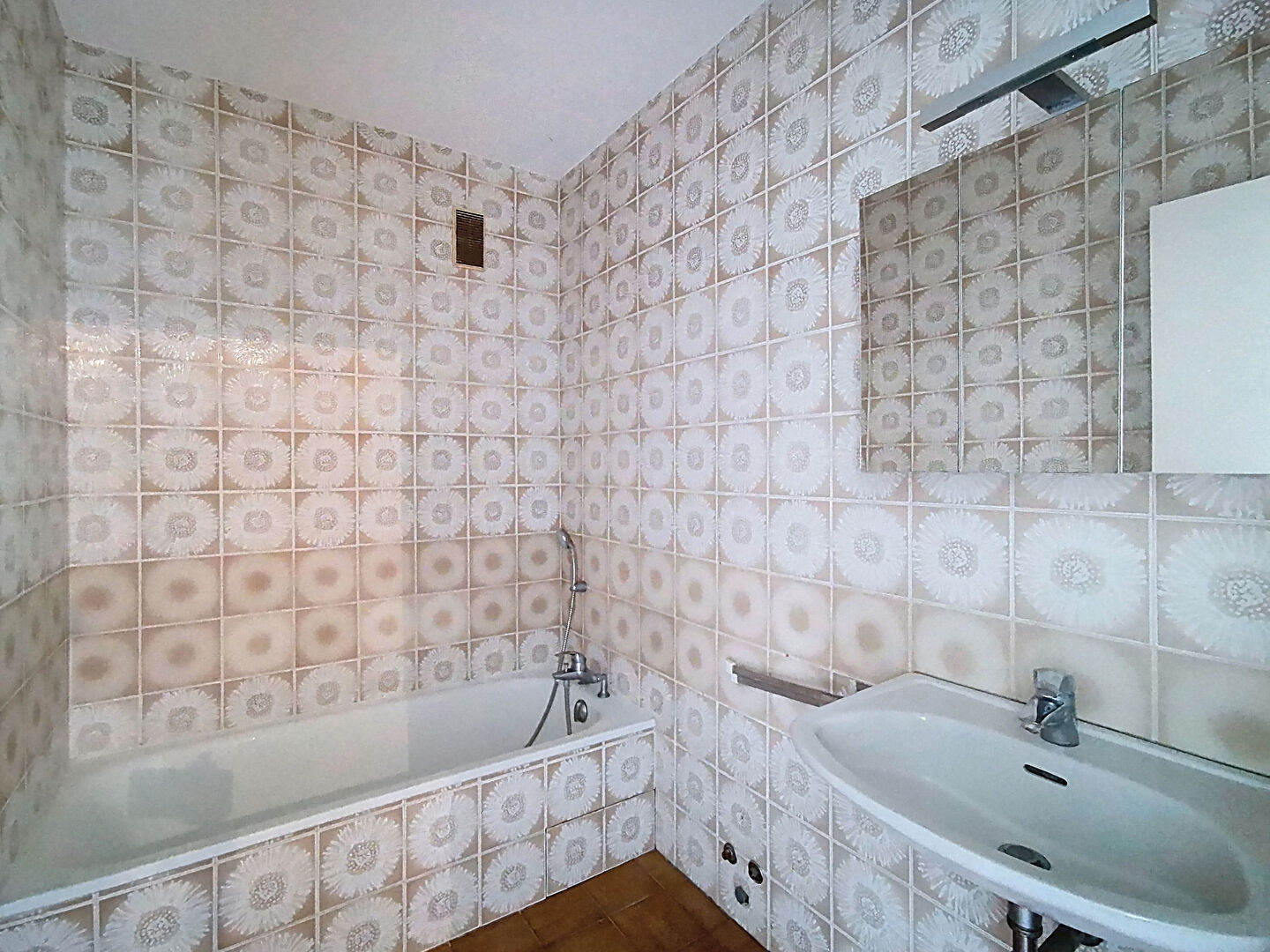 Photo THONON LES BAINS - Appartement 2 pièces - 50 m2 image 5/6