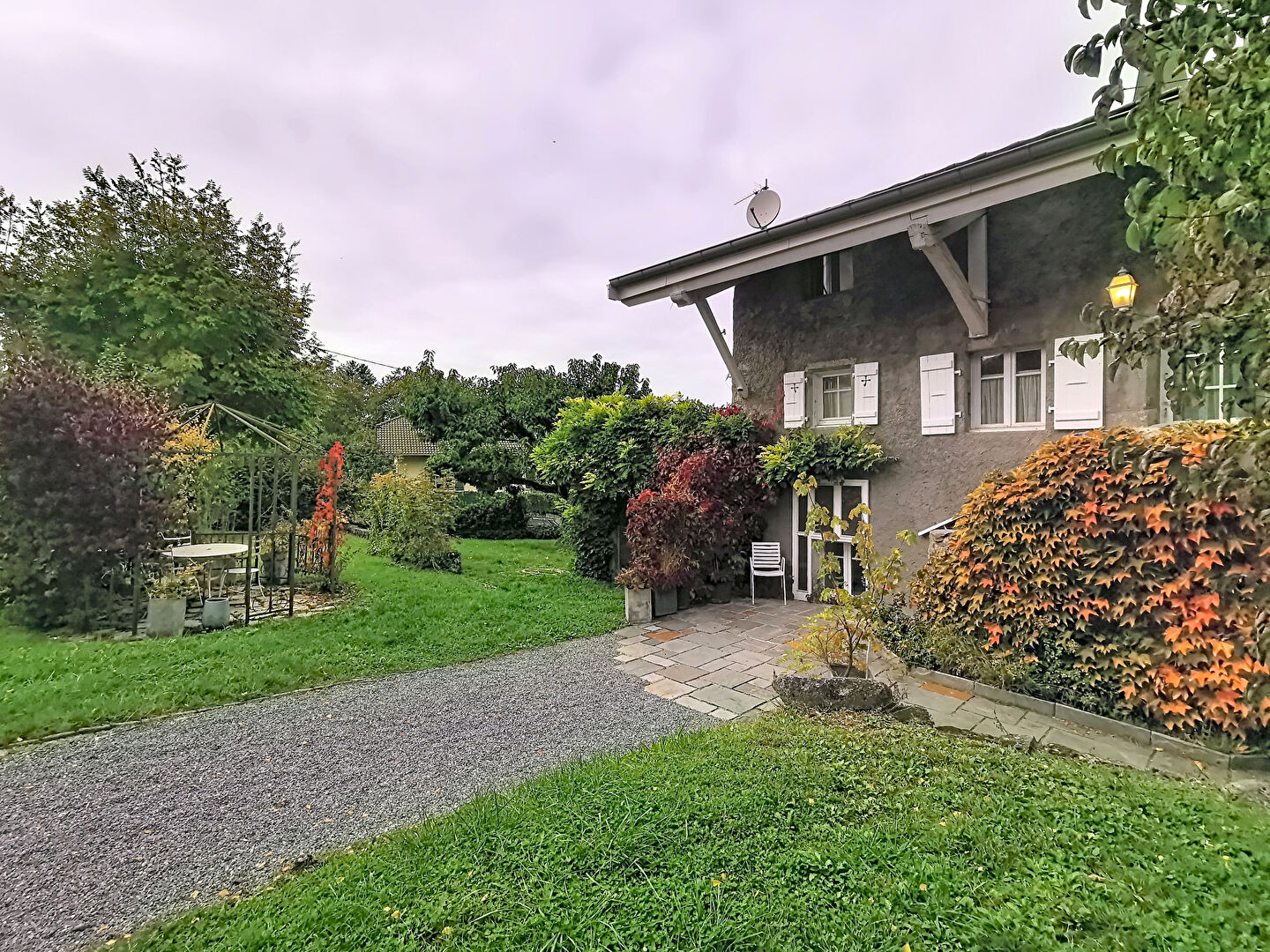 Photo PUBLIER - Maison 7 pièces - 100 m2 image 2/6