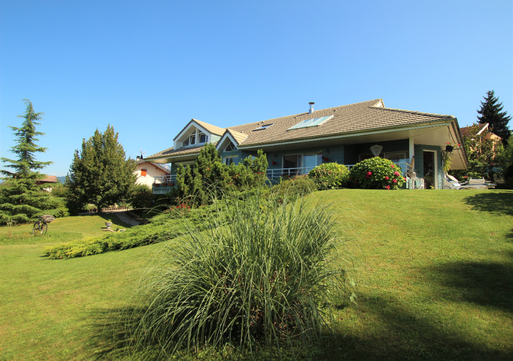 Photo Neuvecelle - Grande villa vue lac image 2/6